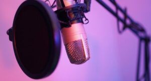 microphone with pop filter and purple overall picture tone